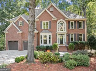 1160 Pin Oak Ct, Cumming, GA