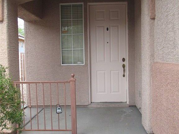 2nd image of 2616 Spruce Creek Dr