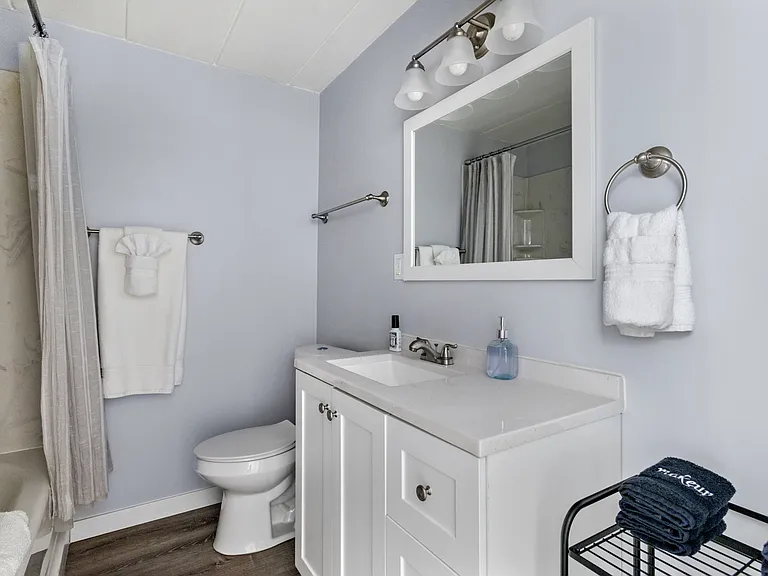 1115 Mary Ann St #2 — Photo 12