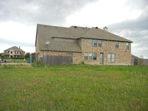 2nd image of 4735 Henson Dr