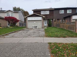 238 Braymore Blvd, Toronto, ON M1B 2G8