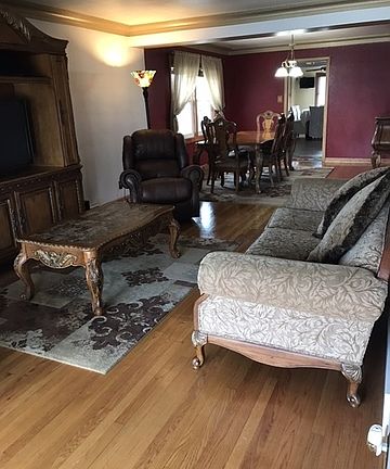 4th image of 9128 S Hamlin Ave