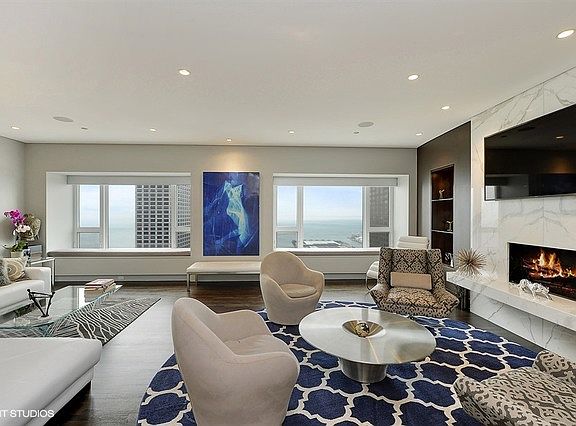 3rd image of 800 N Michigan Ave APT 5702
