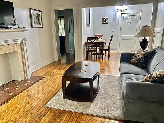4th image of 3419 Fairfield Ave #3419