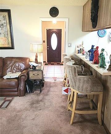4th image of 2020 Bayou Oaks Dr
