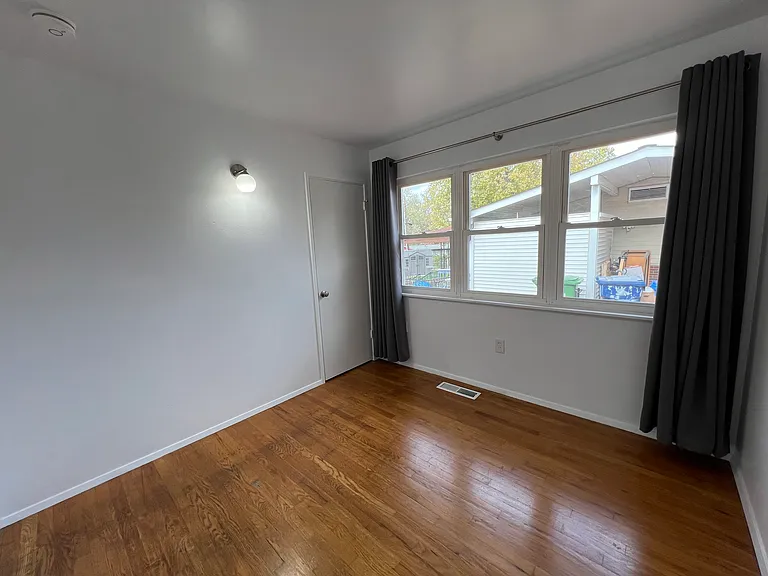 1065 Paddock Dr — Photo 26