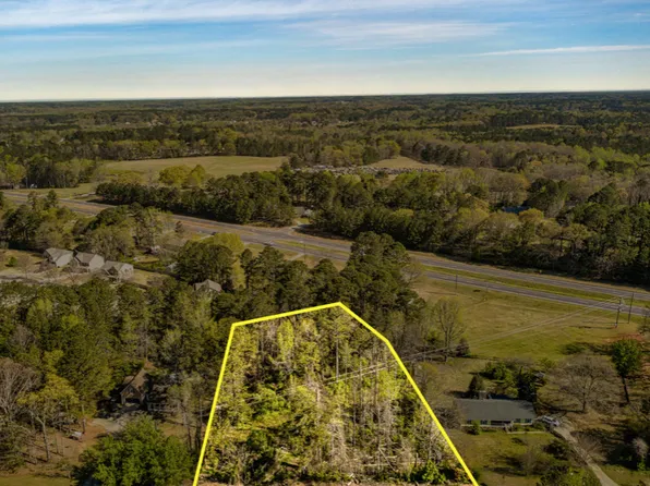 2347 W McIntosh Rd, Griffin, GA 30223