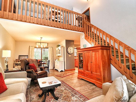 3rd image of 19 Cheshire Meadows Lane #19