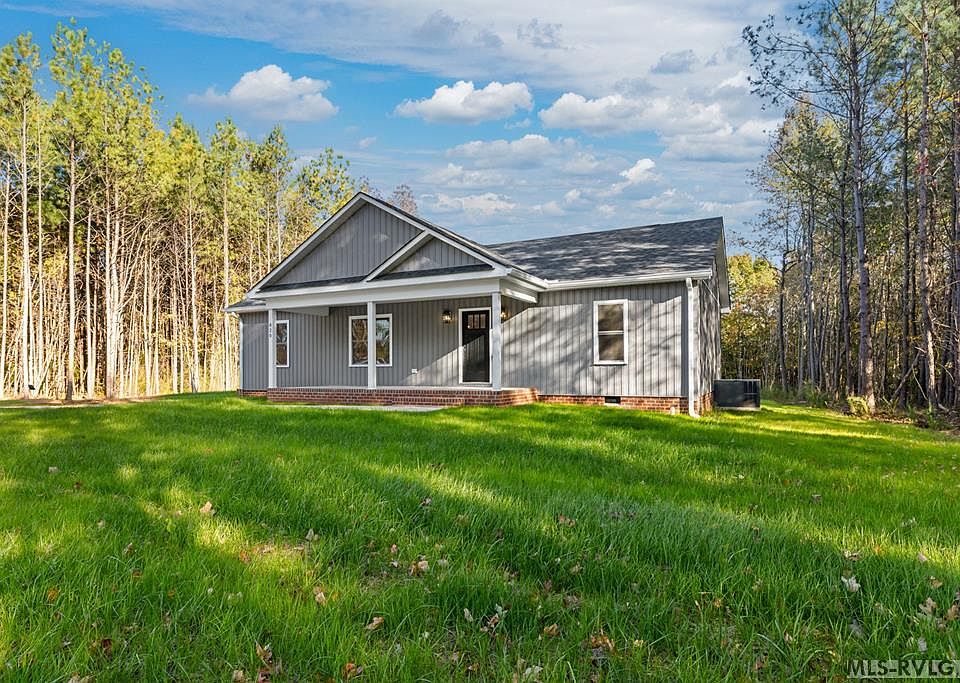 1st image of 780 Country Ln