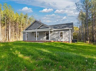 780 Country Ln, South Hill, VA 23970