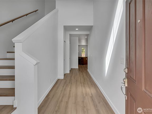 3rd image of 2106 E 45th Court