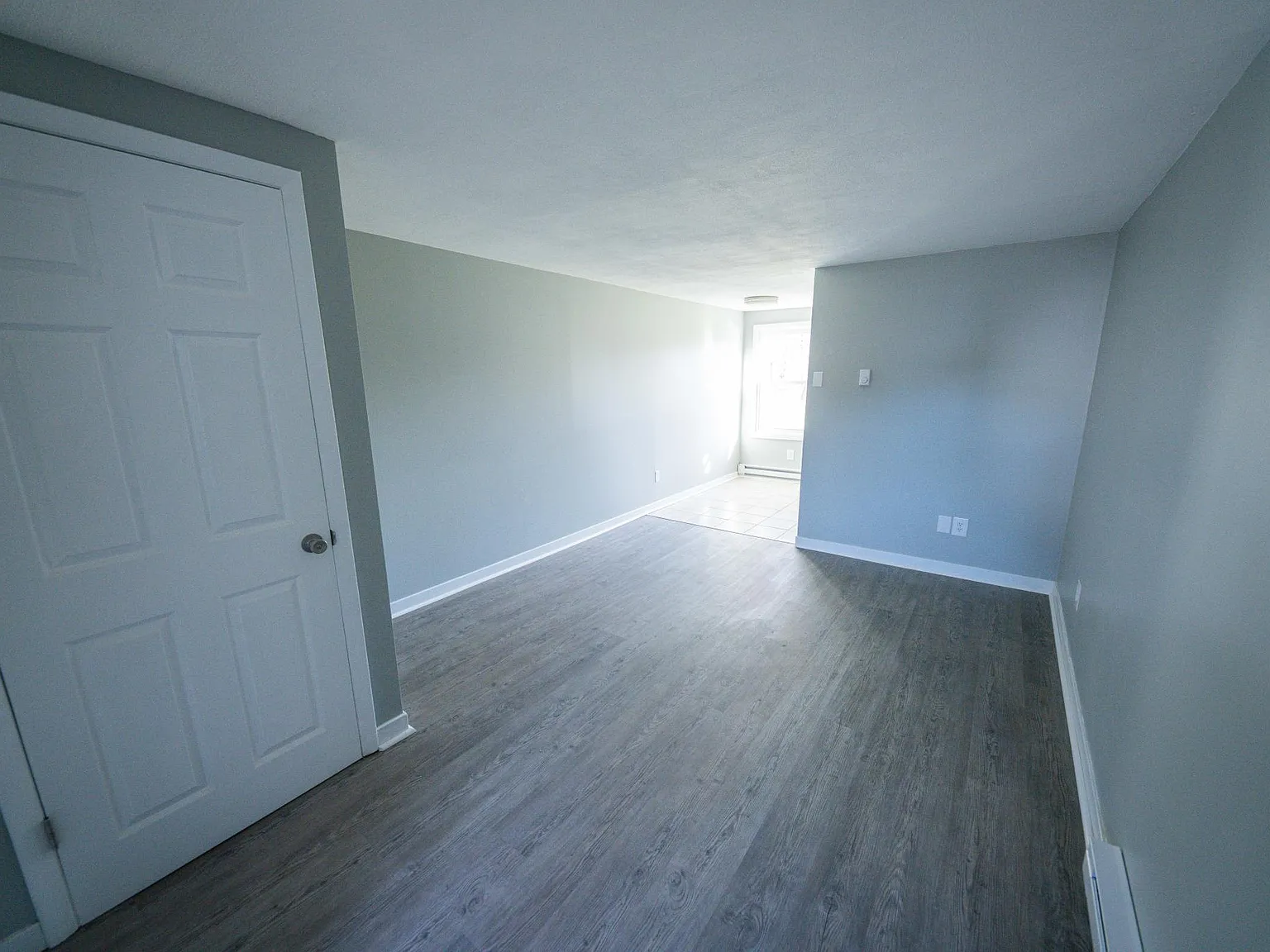 2 bed, 550 sqft, $1,200 — Photo 2