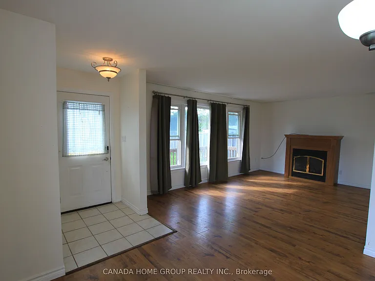 931 Goldie St — Photo 16