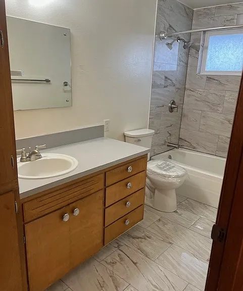 78 Williams Ave S #A — Photo 10