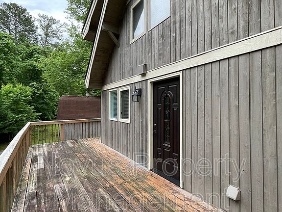 4th image of 5095 Cumberland Ct