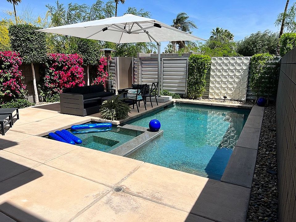 Resurfaced pool 2022