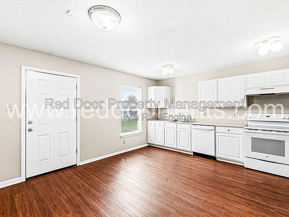 5th image of 6533 Newstead Dr