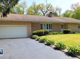 2218 S Shore Dr, Delavan, WI 53115