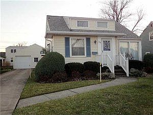 1st image of 230 Cresthill Ave