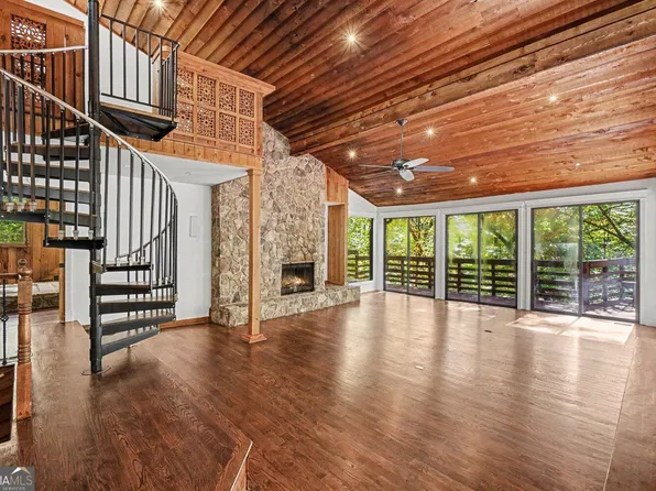 3781 Glengarry Way NE, Roswell, GA 30075