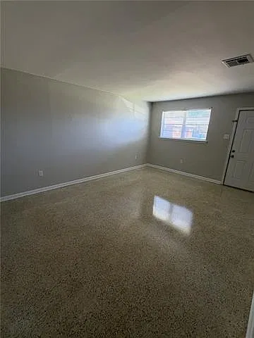 2 bed, 1.0 bath, 830 sqft, $950 — Photo 4