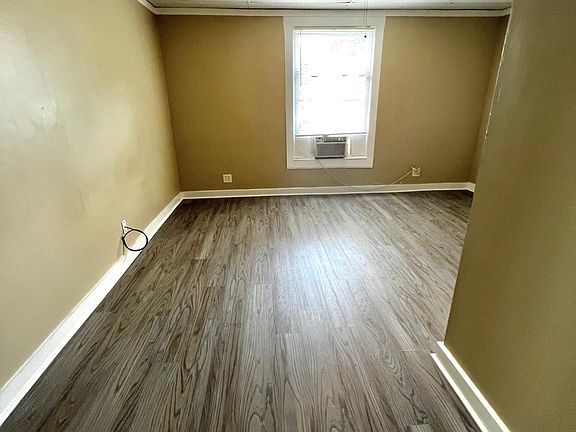 4th image of 514 Wainwright Ave Unit 514