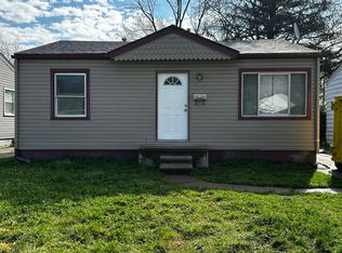 24824 Lauren Ave, Warren, MI 48089