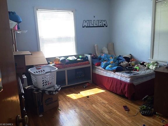 4th image of 4318 Woodway Ave