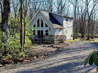 25 Sioux Cir, Jim Thorpe, PA 18229