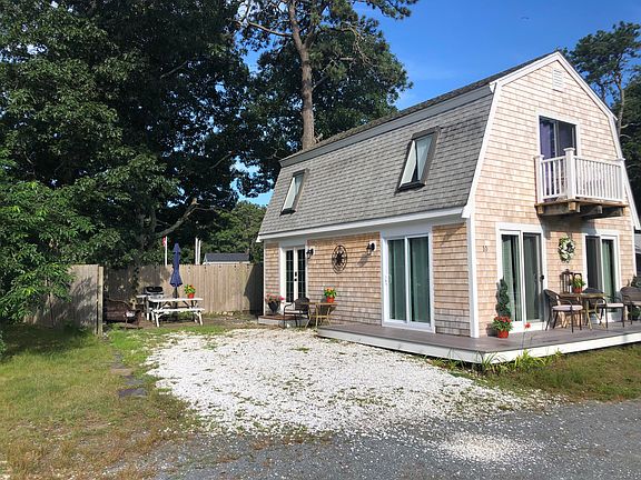 5th image of 9 Bells Neck Road Unit 10