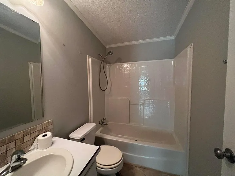 239 Smokey Ln — Photo 10