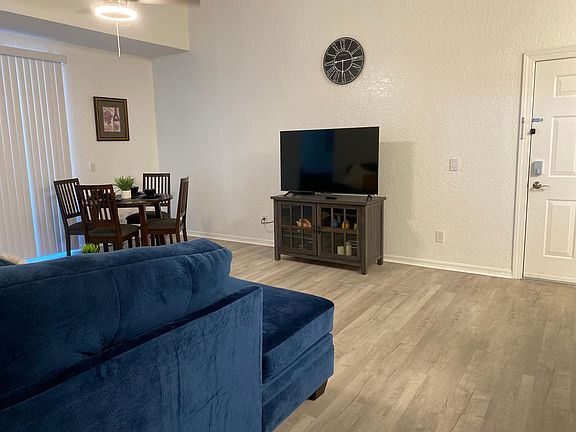 3rd image of 1040 Hancock Creek South Blvd