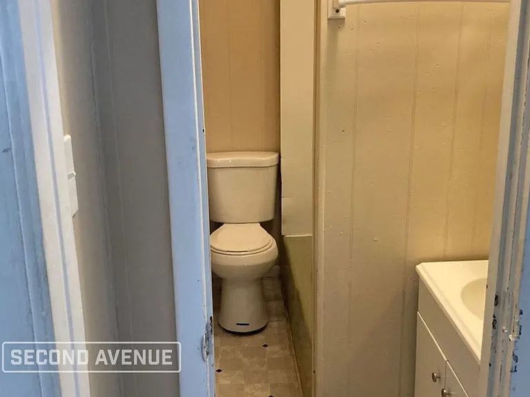 822 S Walnut St — Photo 7