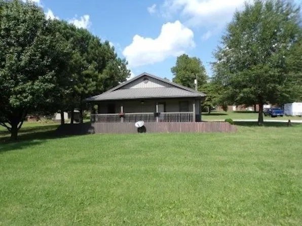 70 Green Hills Ct, Slaughters, KY 42456