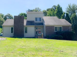 4040 College Heights Dr, Madisonville, KY 42431