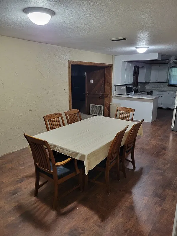 1 bed, 1.0 bath, $995 — Photo 1