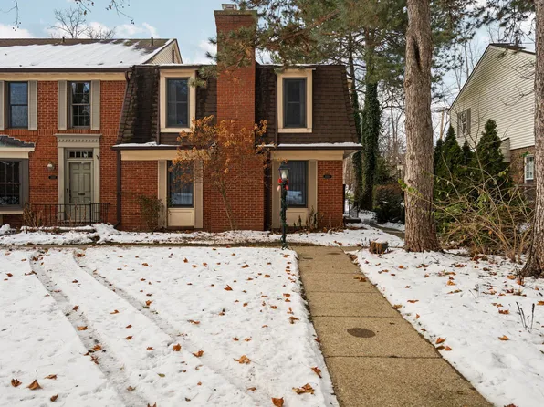 3320 Alpine Dr, Ann Arbor, MI 48108