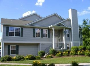 2333 Graystone Dr, Joliet, IL 60431