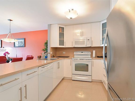 5th image of 3550 NE 169th St APT 412