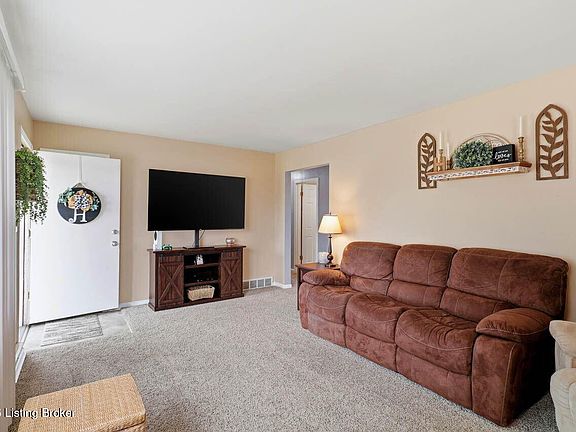 2nd image of 8814 Terry Rd