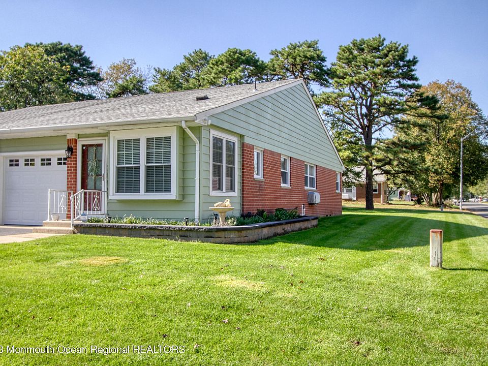 1st image of 20 Monticello Drive #B