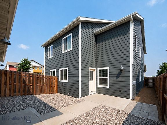 3rd image of 3783 Laduke St