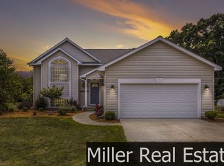 11287 Bowens Mill Rd, Middleville, MI 49333