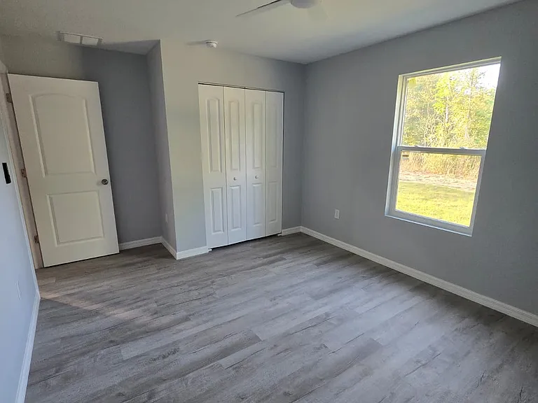 5315 NW 8th Pl — Photo 22