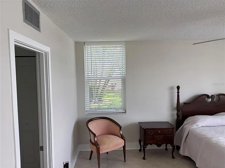 7405 Bay Island Dr S #120 — Photo 16