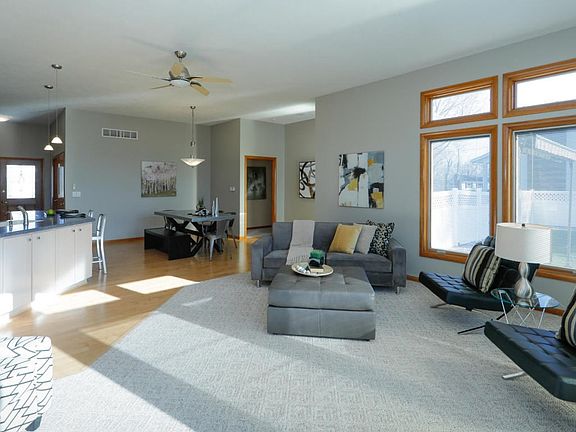 5750 Forest Harbor Dr-104