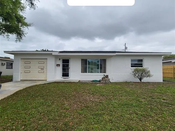 6885 29th Ter N, Saint Petersburg, FL 33710
