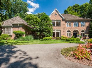 10901 Tara Rd, Potomac, MD 20854