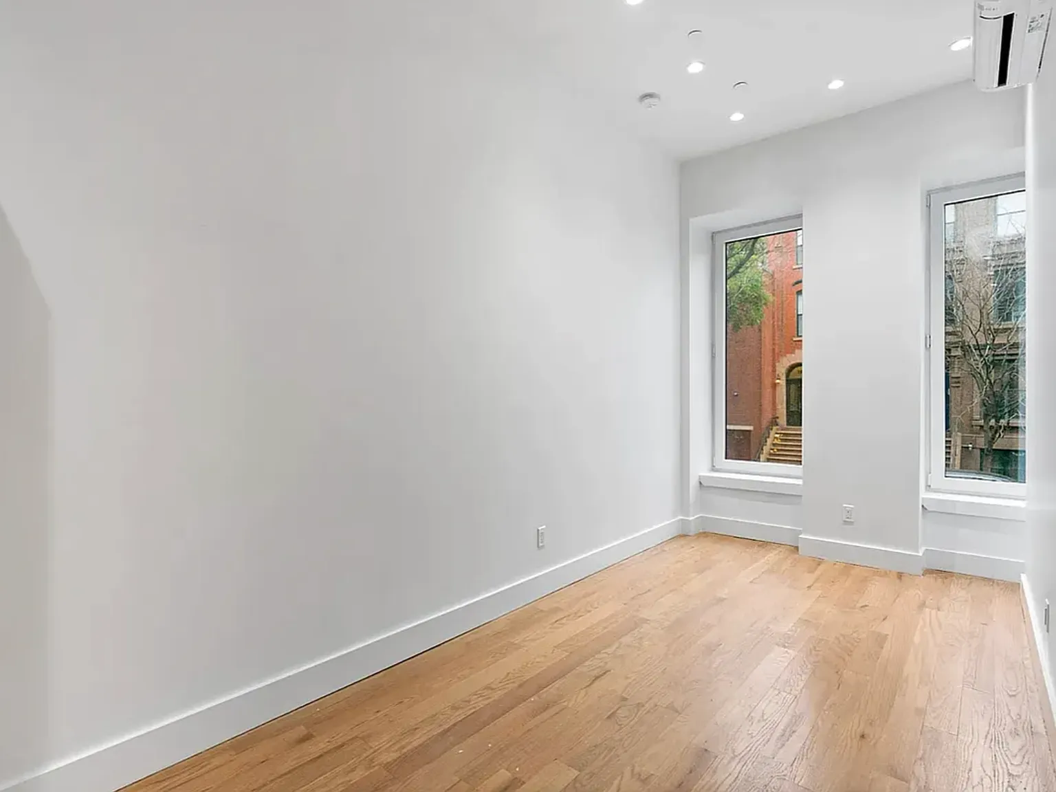 242 West 132nd Street — Photo 2