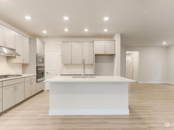 4th image of 5424 Century Place NE Lot12